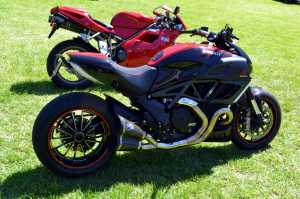 DUCATI-DIAVEL(4)